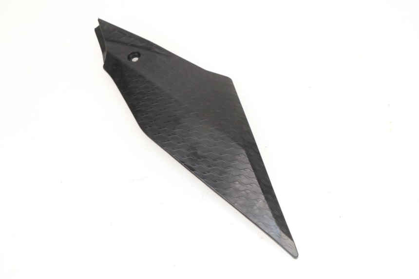 photo de COPERCHIO SOTTO SELLA SINISTRO YAMAHA YZF R1M R1 M 1000 (2015 - 2020)