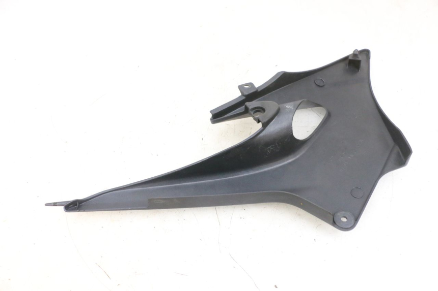 photo de CARENA SOTTO SELLA SINISTRA KAWASAKI ZR 7 750 (1999 - 2001) - Vista d'insieme del prodotto