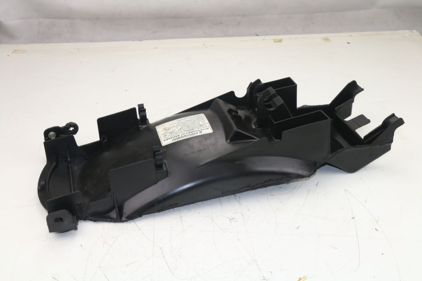 photo de COPERCHIO SOTTO SELLA HONDA CBF N 600 (2004 - 2007)