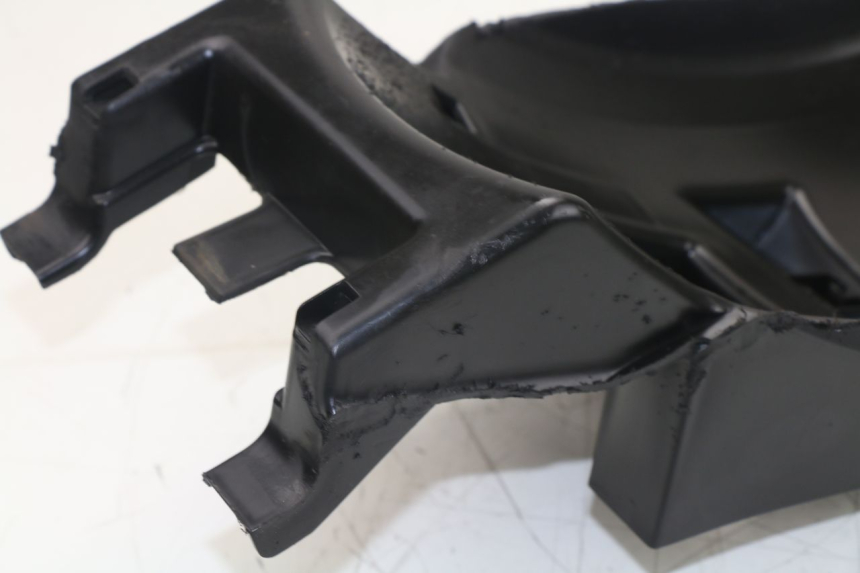 photo de COPERCHIO SOTTO SELLA HONDA CBF N 600 (2004 - 2007)