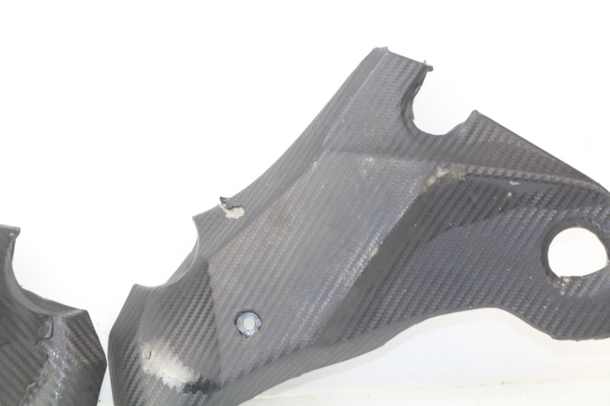 photo de COPERCHIO SOTTO SELLA KAWASAKI ER-6 ER6 N 650 (2009 - 2011)
