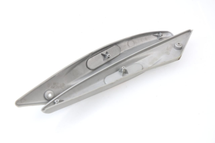 photo de COPERCHIO SOTTO SELLA PIAGGIO LIBERTY 4T 50 (2009 - 2015)