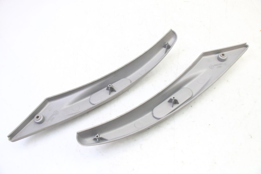 photo de COPERCHIO SOTTO SELLA PIAGGIO LIBERTY 4T 50 (2009 - 2015)