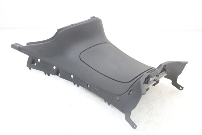 photo de CARENA SOTTO SELLA PIAGGIO MP3 HPE 350 (2018 - 2020)