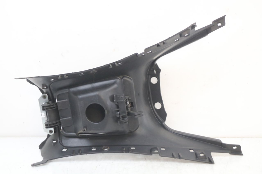 photo de CARENA SOTTO SELLA PIAGGIO MP3 HPE 350 (2018 - 2020)