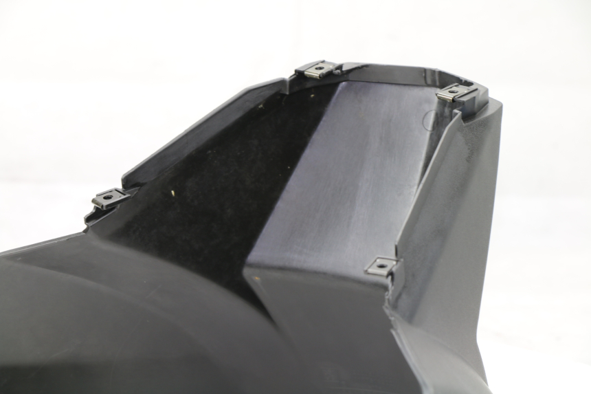 photo de COPERCHIO SOTTO SELLA PEUGEOT VIVACITY 125 (2010 - 2017)