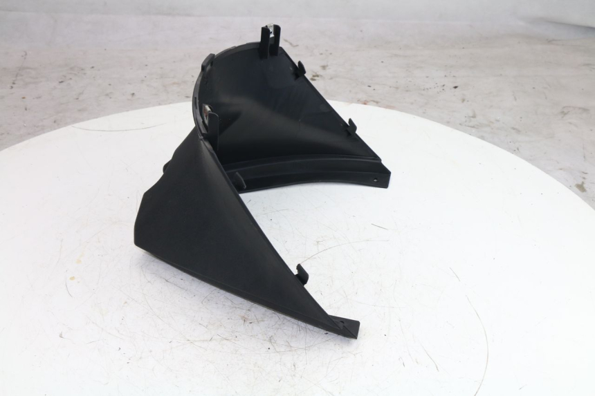photo de COPERCHIO SOTTO SELLA PIAGGIO FLY 4T 50 (2004 - 2010)