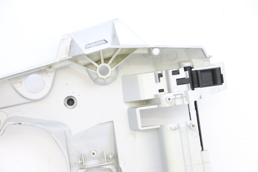 photo de CARENA SOTTO SELLA BMW R GS 1250 (2021 - 2024) - Angolazione alternativa