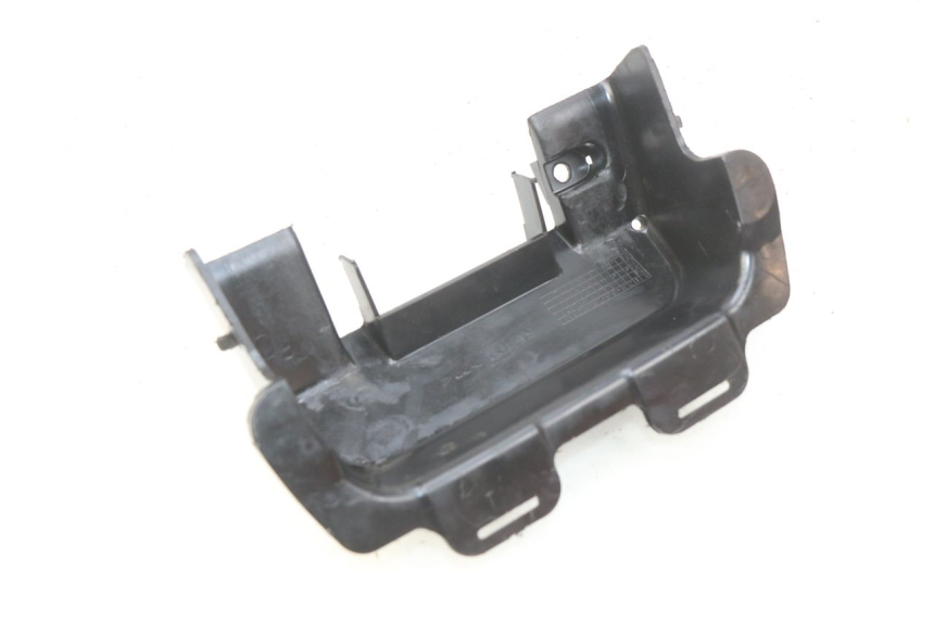 photo de COPERCHIO SOTTO SELLA SUZUKI SV N 650 (1999 - 2002)