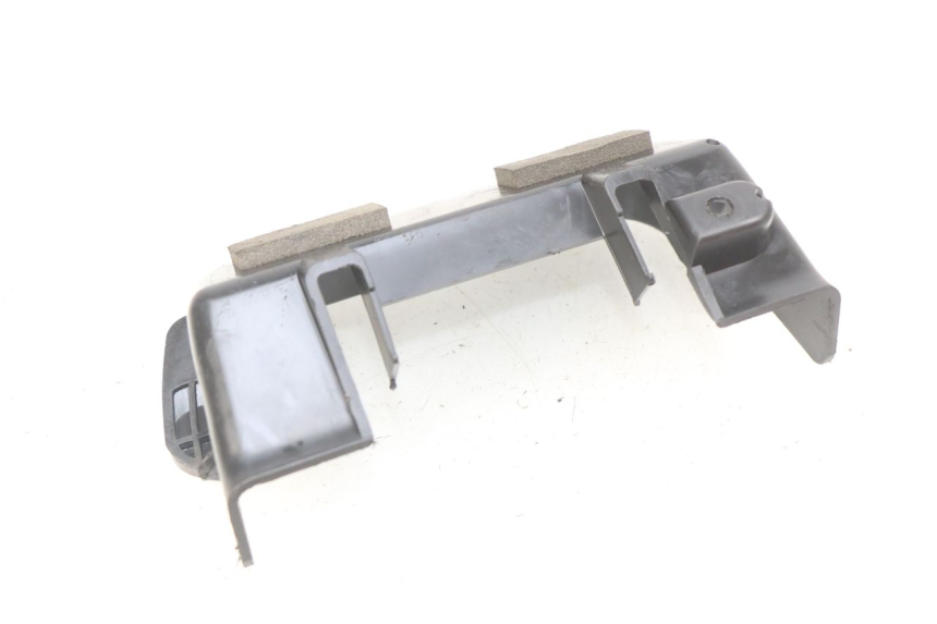 photo de COPERCHIO SOTTO SELLA SUZUKI SV N 650 (1999 - 2002)