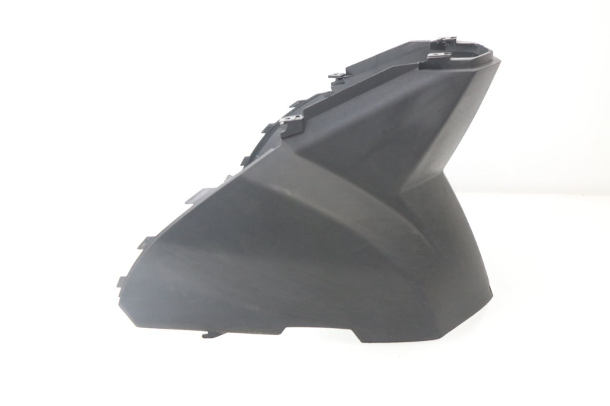 photo de COPERCHIO SOTTO SELLA PEUGEOT VIVACITY 125 (2010 - 2017)