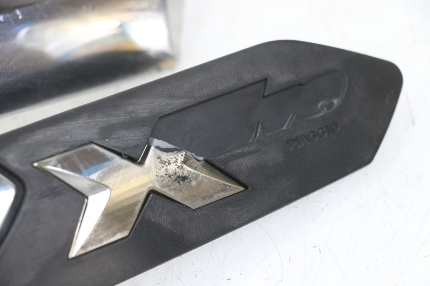 photo de CARENA SOTTO SELLA PIAGGIO XEVO - X EVO 125 (2007 - 2016) - Primo piano tecnico