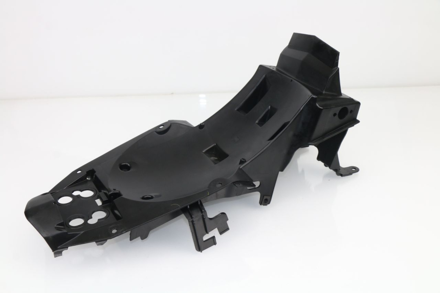photo de COPERCHIO SOTTO SELLA YAMAHA XJ6 600 (2008 - 2016)