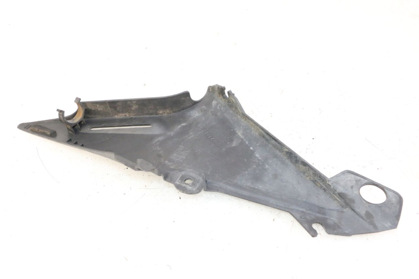 photo de CARENA SOTTO SELLA YAMAHA XJN DIVERSION 600 (2000 - 2003)