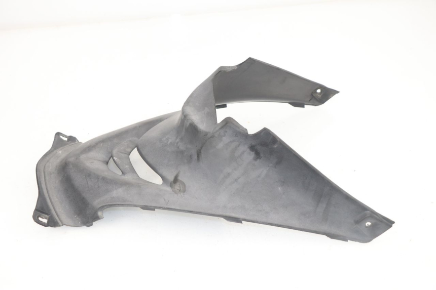 photo de COPERCHIO SOTTO SELLA YAMAHA CYGNUS X 125 (2004 - 2007)