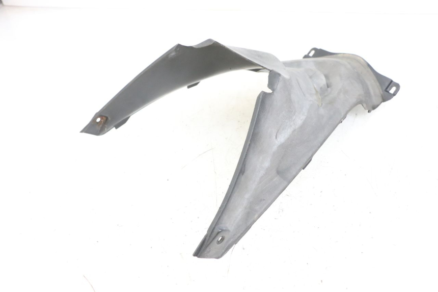 photo de COPERCHIO SOTTO SELLA YAMAHA CYGNUS X 125 (2004 - 2007)