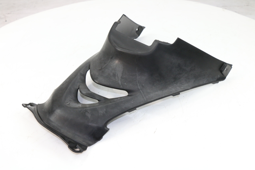 photo de COPERCHIO SOTTO SELLA YAMAHA CYGNUS X 125 (2004 - 2007)