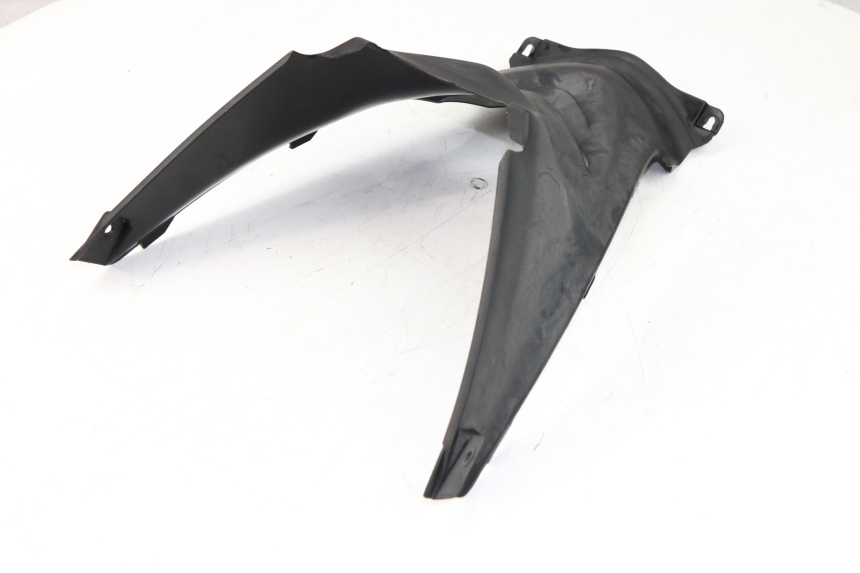 photo de COPERCHIO SOTTO SELLA YAMAHA CYGNUS X 125 (2004 - 2007)