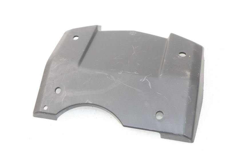photo de COPERCHIO SOTTO SELLA YAMAHA FZ8 800 (2010 - 2016)