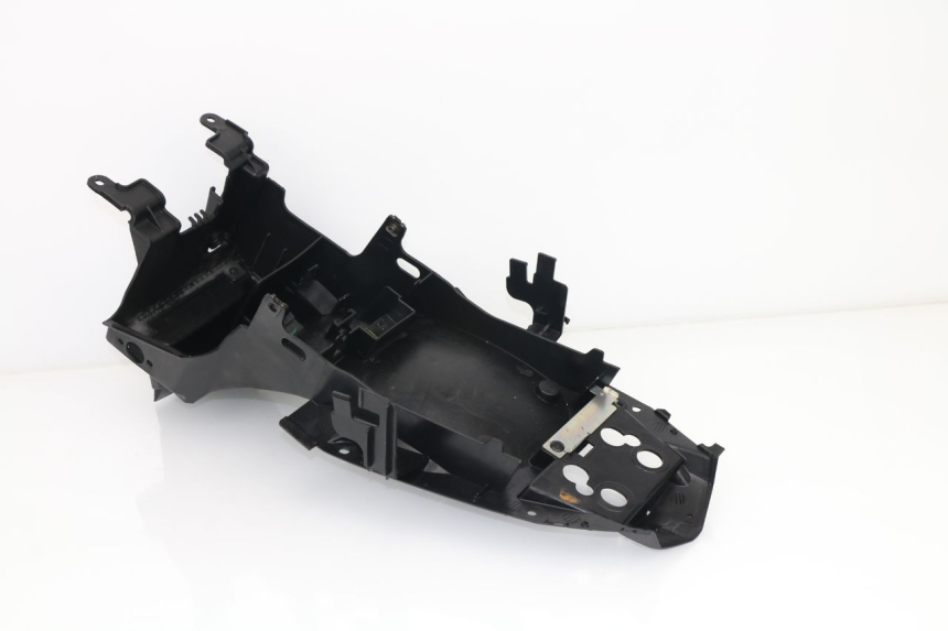 photo de COPERCHIO SOTTO SELLA YAMAHA XJ6 600 (2008 - 2016)
