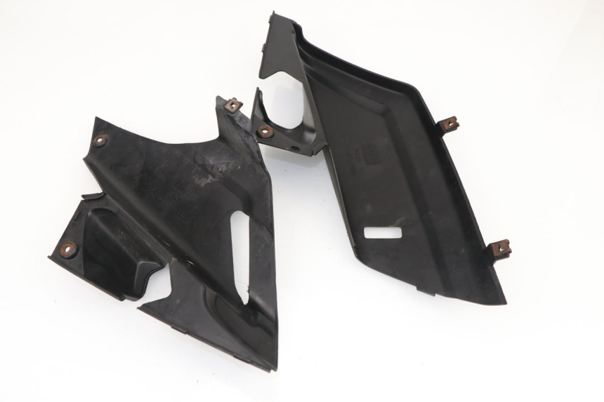 photo de COPERCHIO SOTTO SELLA YAMAHA XMAX X-MAX 125 (2006 - 2009)