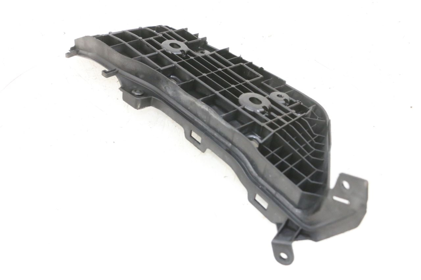 photo de PEDANA POSTERIORE DESTRA SUZUKI BURGMAN 650 (2013 - 2020)