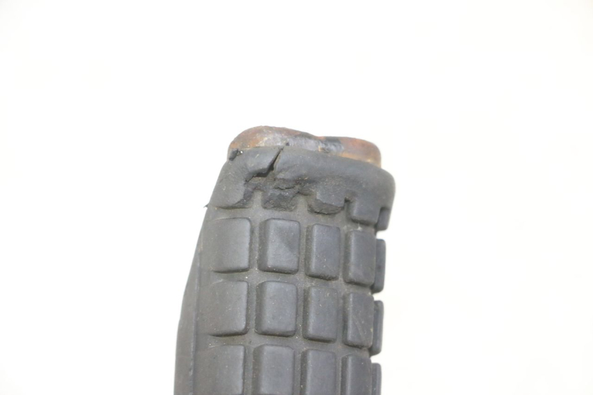 photo de PEDANA POSTERIORE DESTRA HONDA CBF 500 (2004 - 2007)