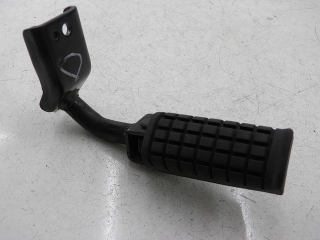 photo de Poggiapiedi posteriore destro DAELIM S2 FI 125 (2008 - 2012) - Vista principale