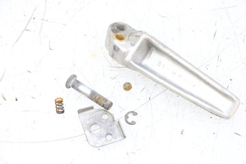 photo de PEDANA POSTERIORE DESTRA SUZUKI GSXR GSX-R 1000 (2003 - 2004) - Primo piano tecnico