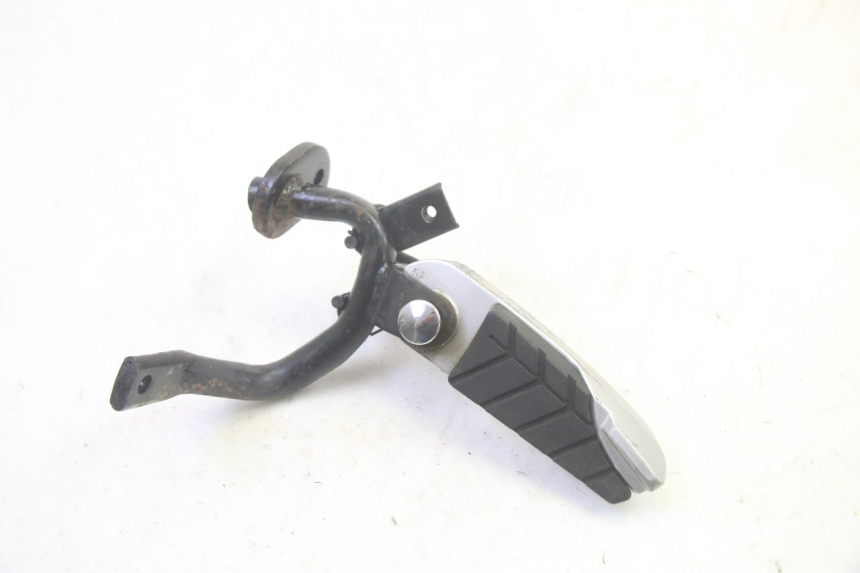 photo de PEDANA POSTERIORE DESTRA SYM GTS EVO 125 (2009 - 2013) - Vista principale