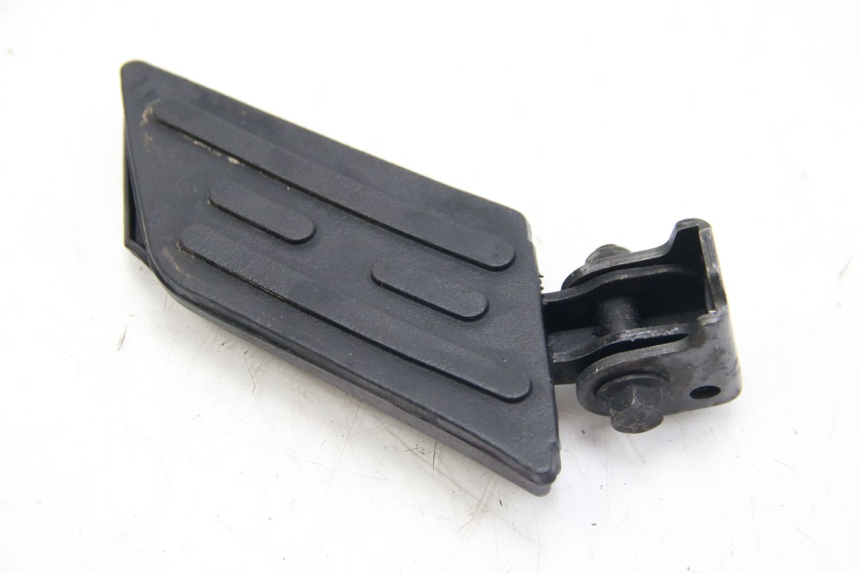 photo de PEDANA POSTERIORE DESTRA PEUGEOT KISBEE 2T 50 (2018 - 2022)