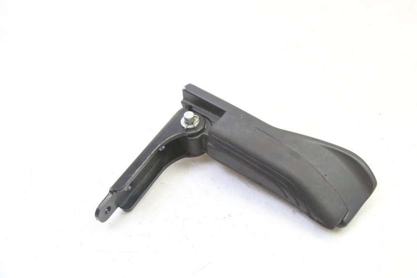 photo de PEDANA POSTERIORE DESTRA PIAGGIO MP3 HPE 310 (2024 - 2025)