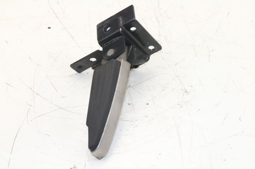 photo de PIANTAFERRO POSTERIORE DESTRO PEUGEOT SATELIS 125 (2013 - 2018)