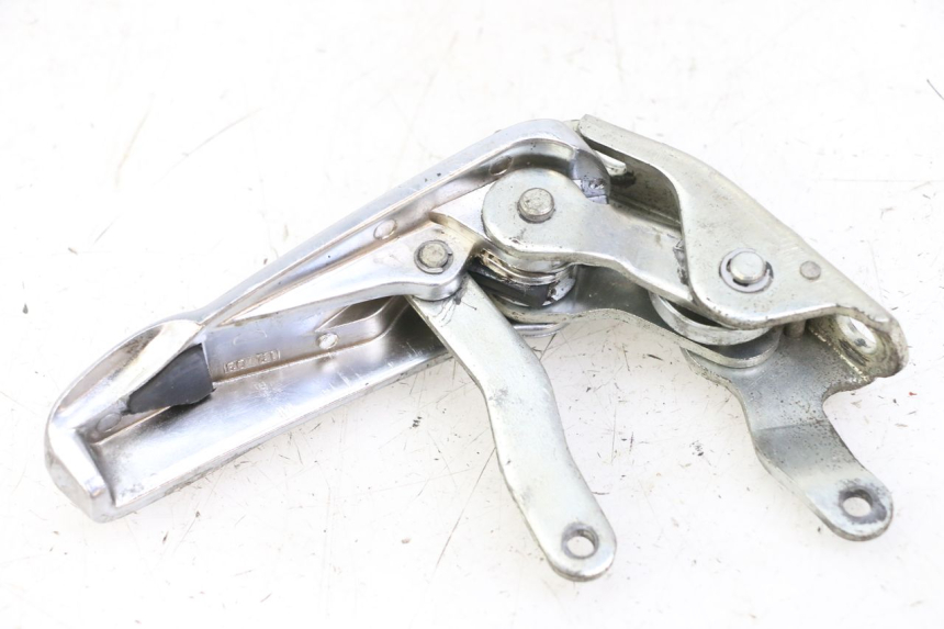 photo de PEDANA POSTERIORE DESTRA PIAGGIO VESPA GRANTURISMO 200 (2004 - 2005)
