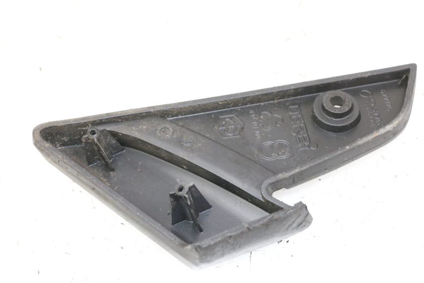 photo de PEDANA POSTERIORE DESTRA PIAGGIO VESPA LX 150 (2005 - 2013)