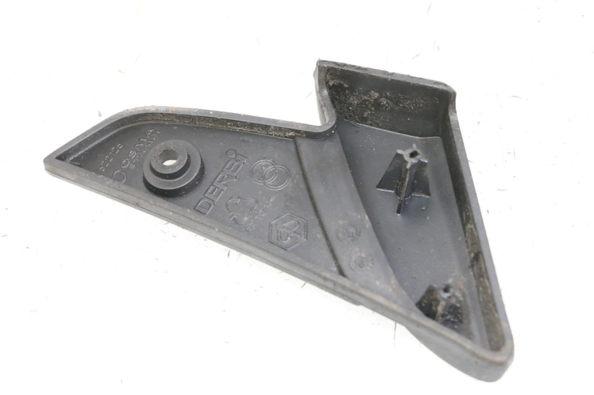 photo de PEDANA POSTERIORE DESTRA PIAGGIO VESPA LX 150 (2005 - 2013)