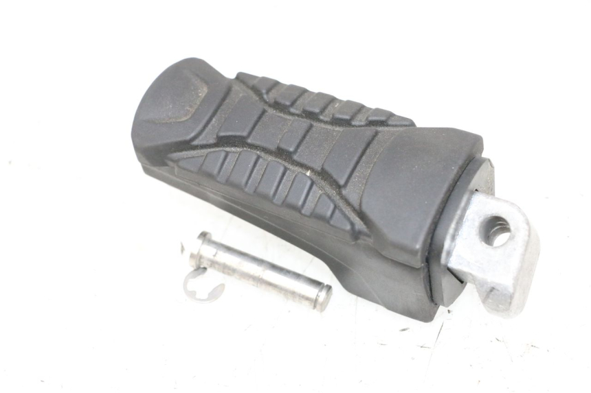 photo de PEDANA POSTERIORE DESTRA BMW R GS 1250 (2021 - 2024) - Dettagli dei punti di fissaggio