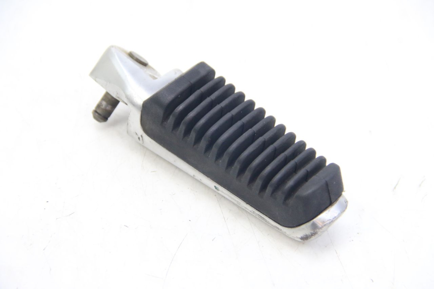 photo de PIANTAFERRO POSTERIORE DESTRO SUZUKI SIXTEEN 125 (2008 - 2010)