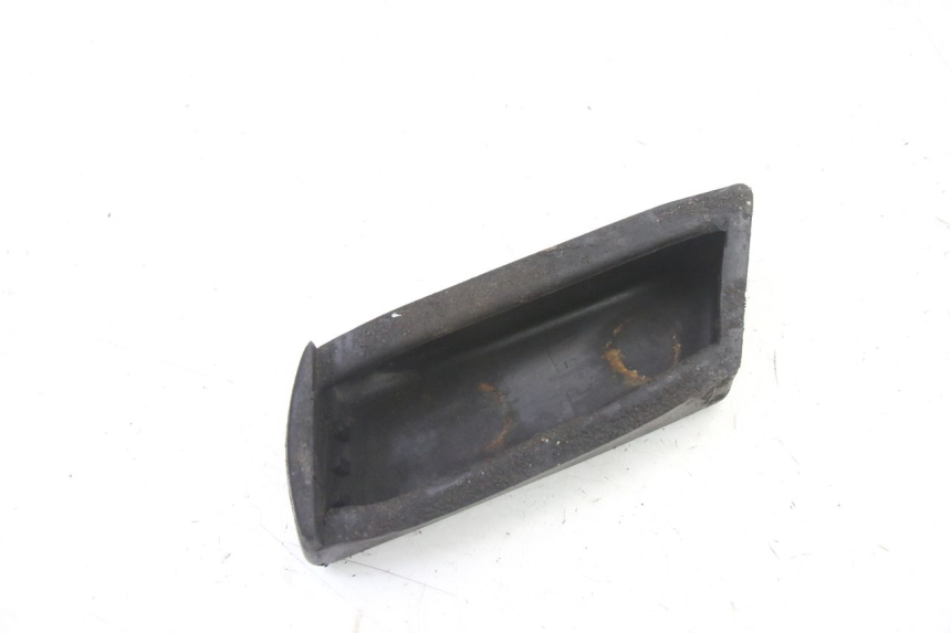 photo de PEDANA POSTERIORE DESTRA PIAGGIO SUPER LX 125 (2000 - 2003)