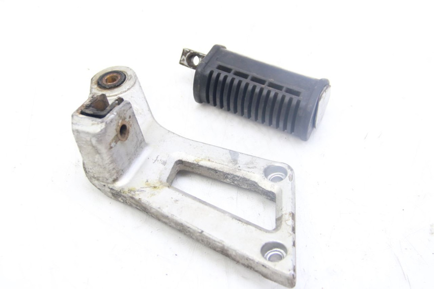 photo de PIANTAFERRO POSTERIORE DESTRO SUZUKI GSX-F GSX  F 1100 (1988 - 1994)
