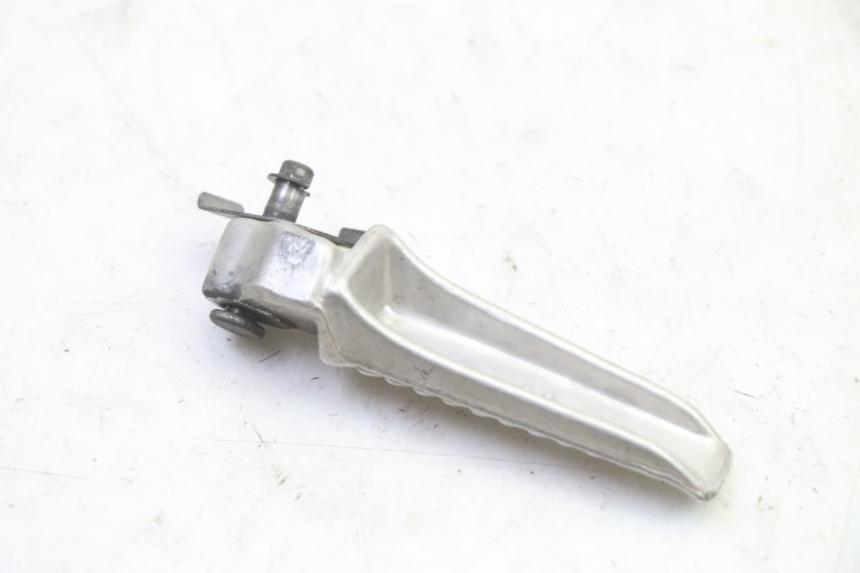photo de PEDANA POSTERIORE DESTRA SUZUKI SV S 650 (2003 - 2009)