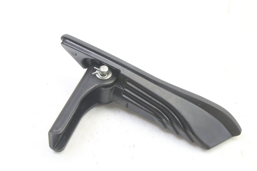 photo de PEDANA POSTERIORE DESTRA APRILIA SXR 50 (2021 - 2023)
