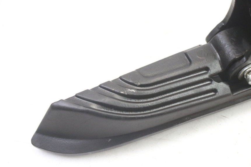 photo de PEDANA POSTERIORE DESTRA APRILIA SXR 50 (2021 - 2023)