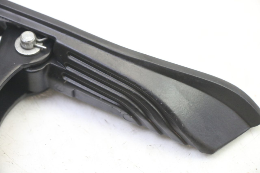 photo de PEDANA POSTERIORE DESTRA APRILIA SXR 50 (2021 - 2023)