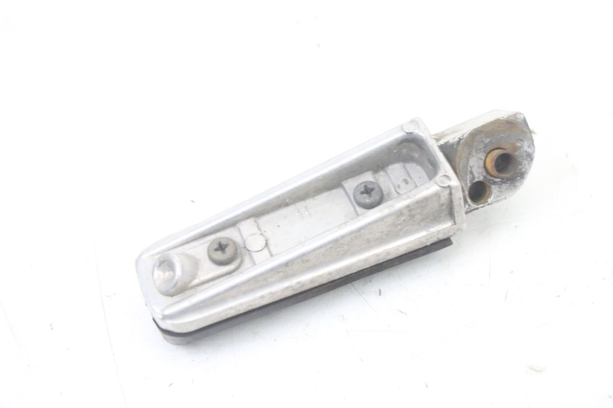 photo de PEDANA POSTERIORE DESTRA YAMAHA FZS FAZER 600 (2001 - 2003)