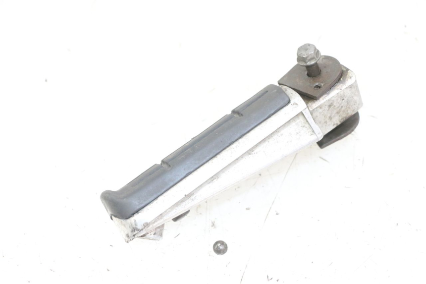 photo de PEDANA POSTERIORE DESTRA YAMAHA FZS FAZER 600 (2001 - 2003)