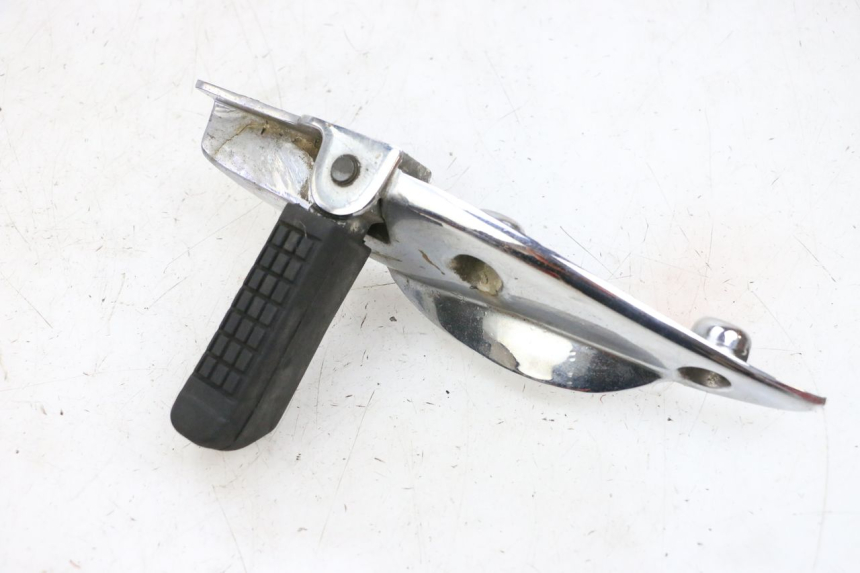 photo de PEDANA POSTERIORE DESTRA KYMCO ZING 125 (1997 - 2003) - Zoom sullo stato d'uso