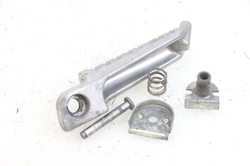 photo de PEDANA POSTERIORE DESTRA KAWASAKI ZR 7 750 (1999 - 2001) - Zoom sullo stato d'uso
