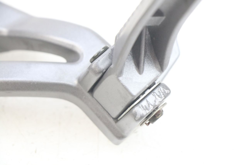 photo de PEDANA POSTERIORE SINISTRA ORCAL CAVARO 4T 50 (2019 - 2023)