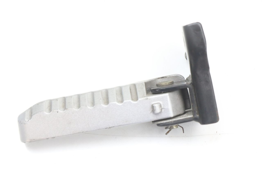 photo de PEDANA POSTERIORE SINISTRA LONGJIA EASY MAX 125 (2020 - 2024)